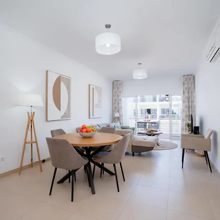 Rosetta, Formosa Village Fuzeta