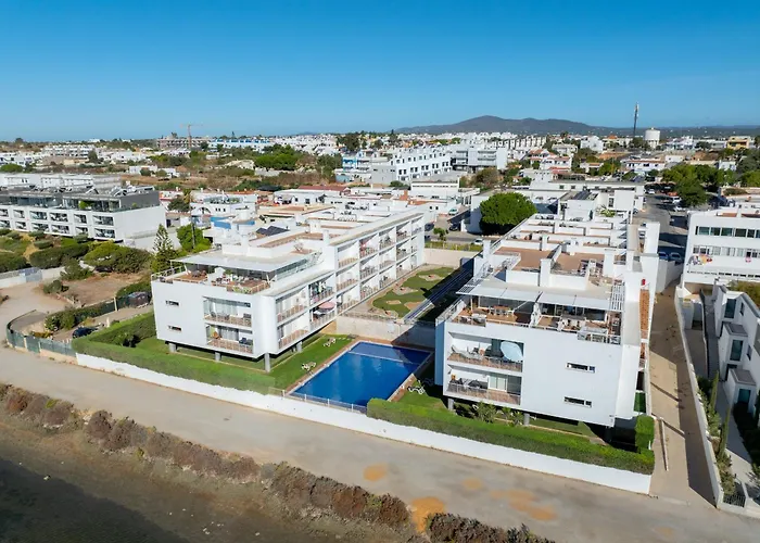 Daire Rosetta, Formosa Village *